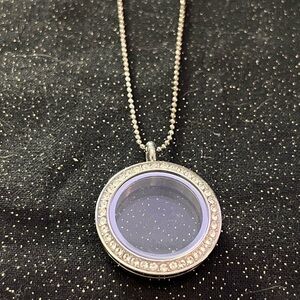 Medium Hinged Living Locket with Chain